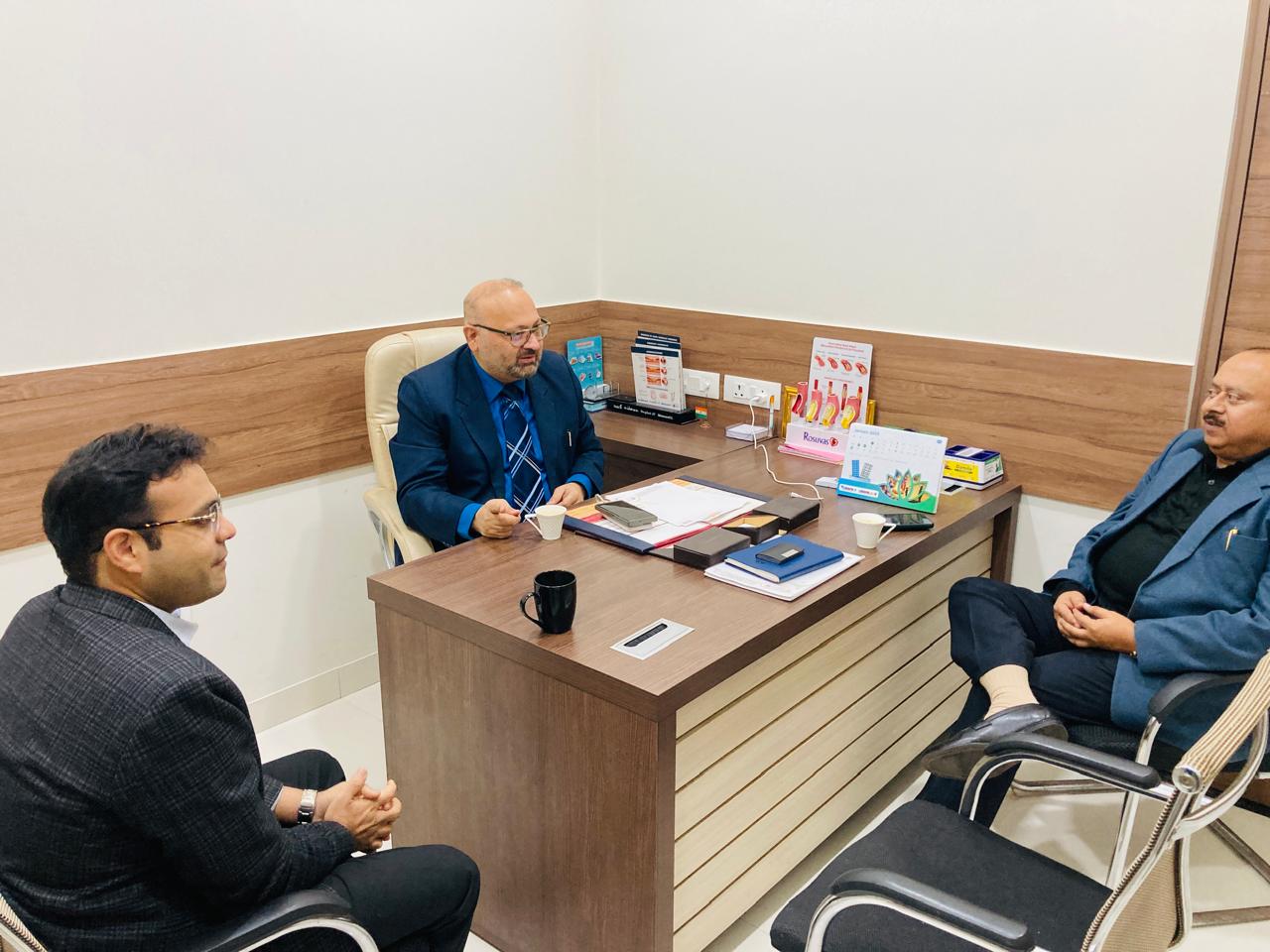 Agra know your doctor