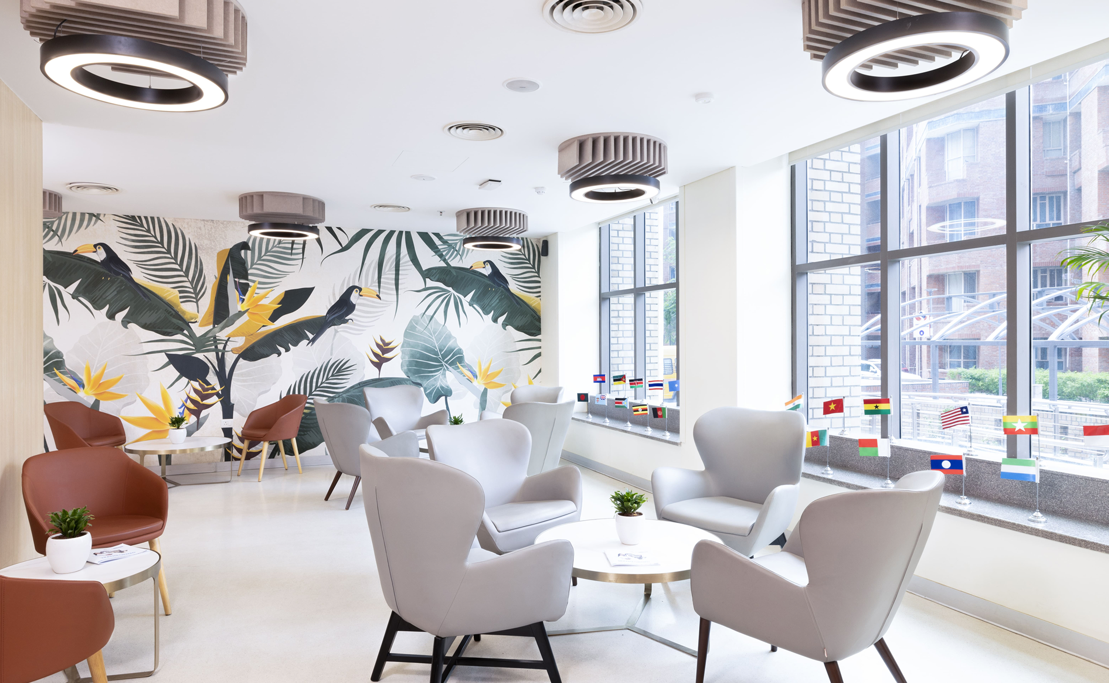 Premium International Lounge